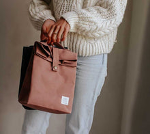 Charger l'image dans la galerie, Sac à lunch dans le sac