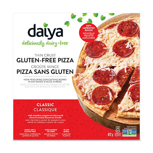 Pizza sans gluten croûte mince avec tranches à saveur de pepperoni sans viande et copeaux à saveur de mozza (vegan) - daiya