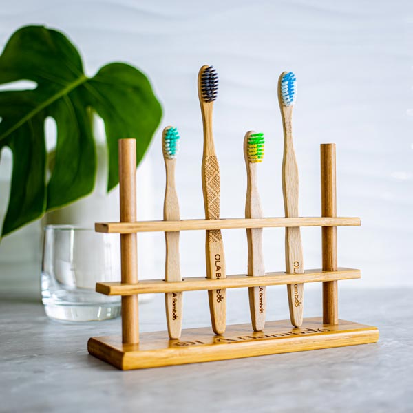 Porte brosses à dents en bambou